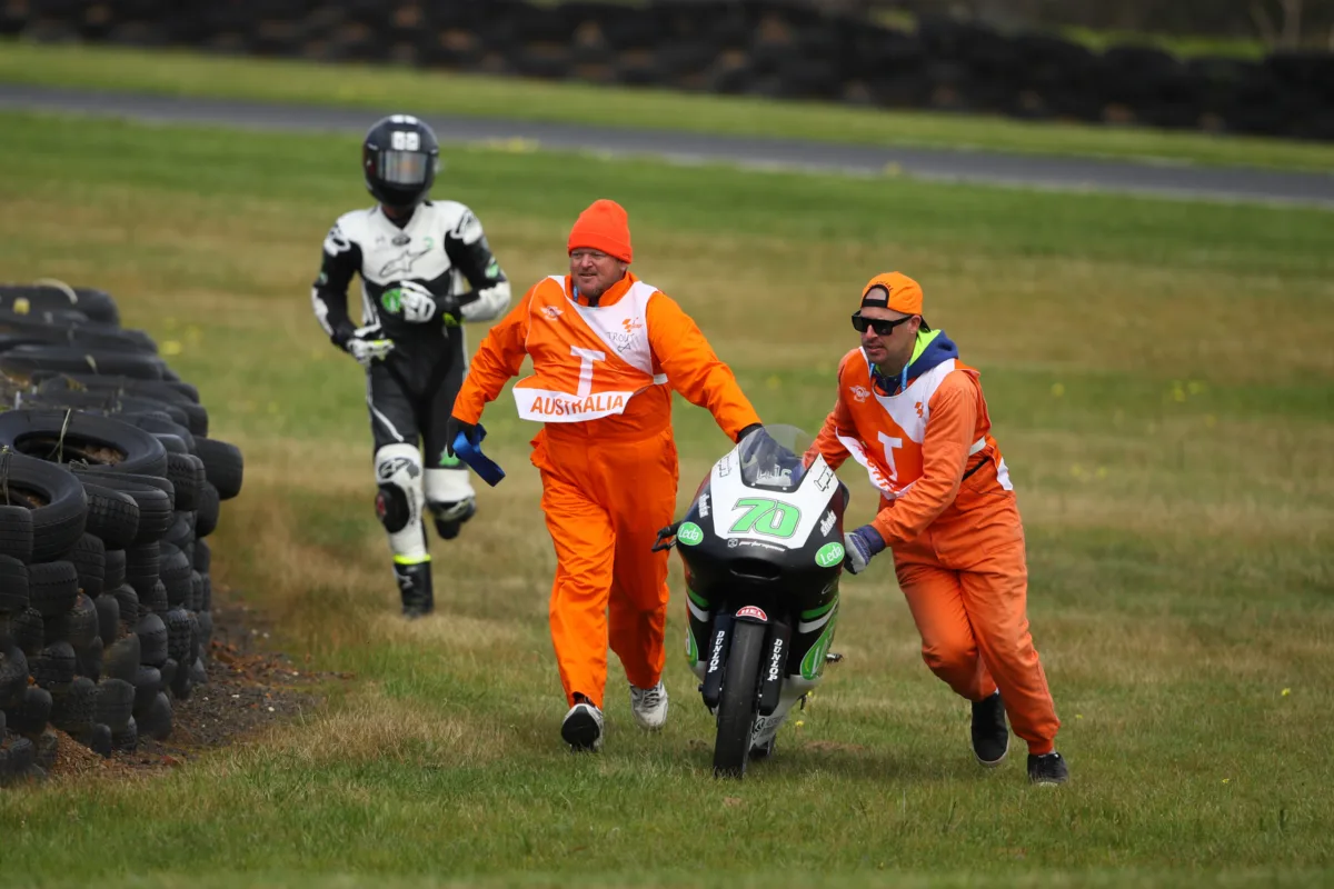 FOR EVENT Race officials L2